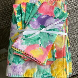 5 Spring Cloth Placemats and Matching Napkins